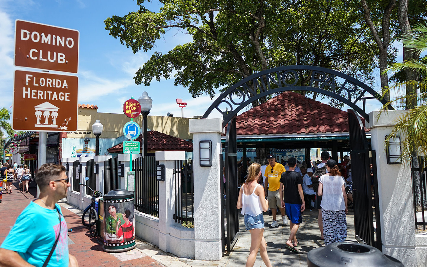 Domino players at Máximo Gómez Park on Calle Ocho